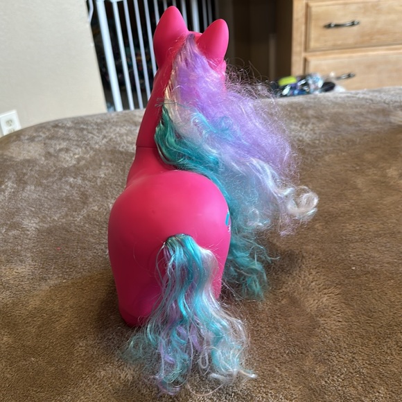 LARGE My little heart star My Little Pony w/lashes - Picture 5 of 9